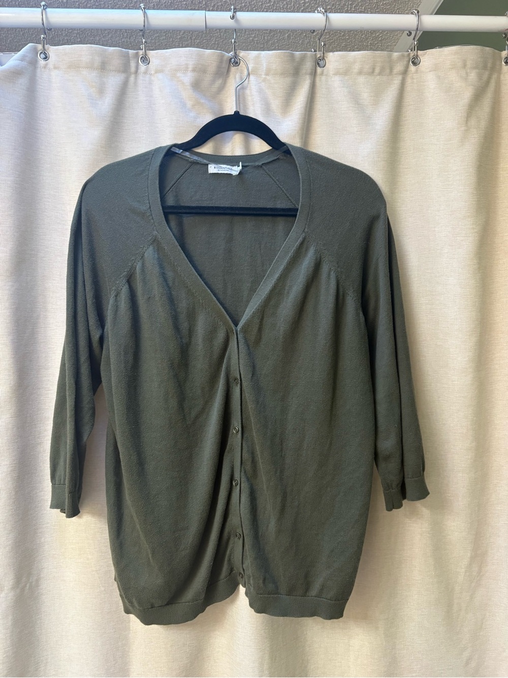 Reitmans Olive Green V-Neck Button Cardigan